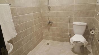 Al Muhanna Plaza Luxury Plus Salmiya Экстерьер фото